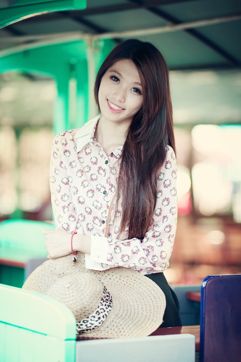 美女胸又黄又水